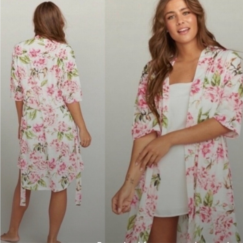 Show me Your Mumu gorgeous peony print robe o/s